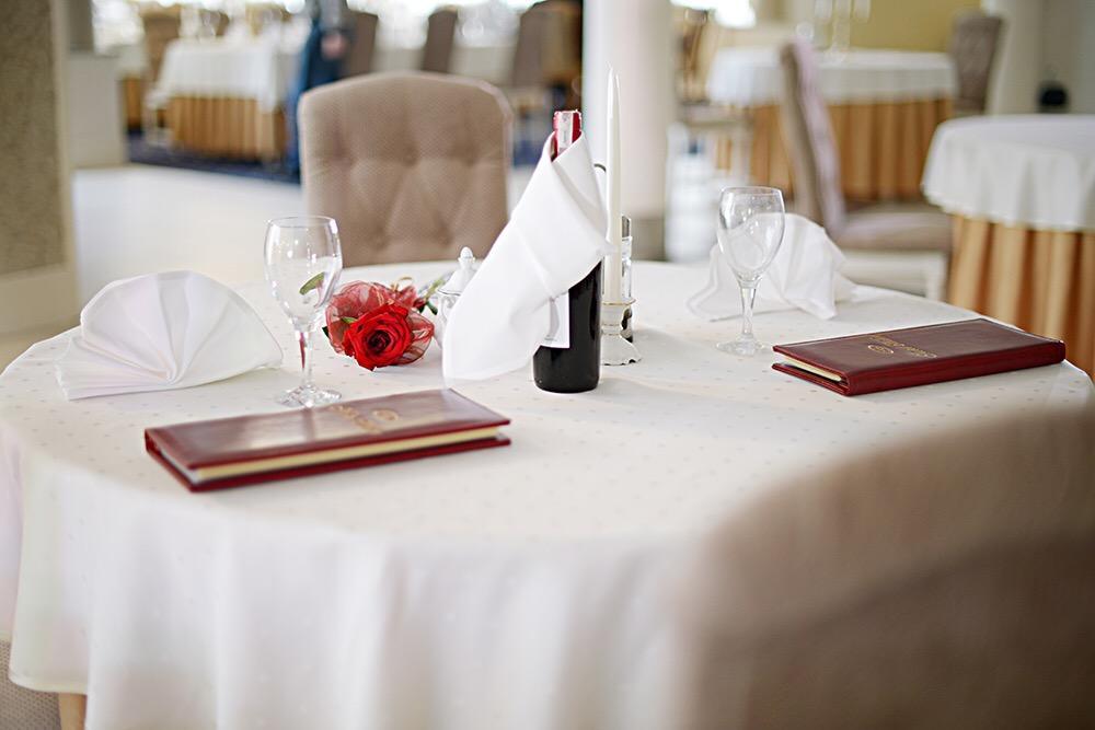 Hotel Malwa Острув-Велькопольски Экстерьер фото